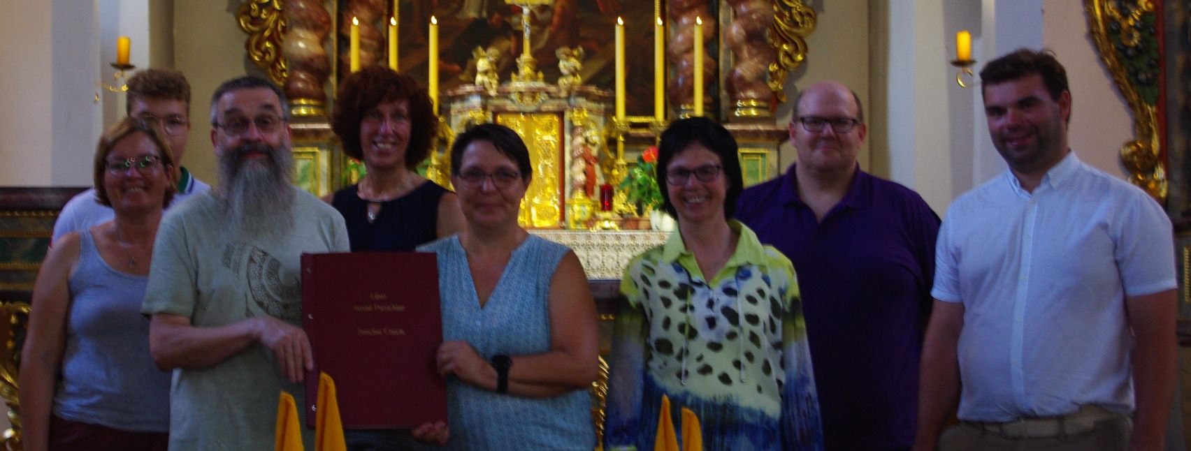 Buchübergabe von Bad Salzschlirf an Müs