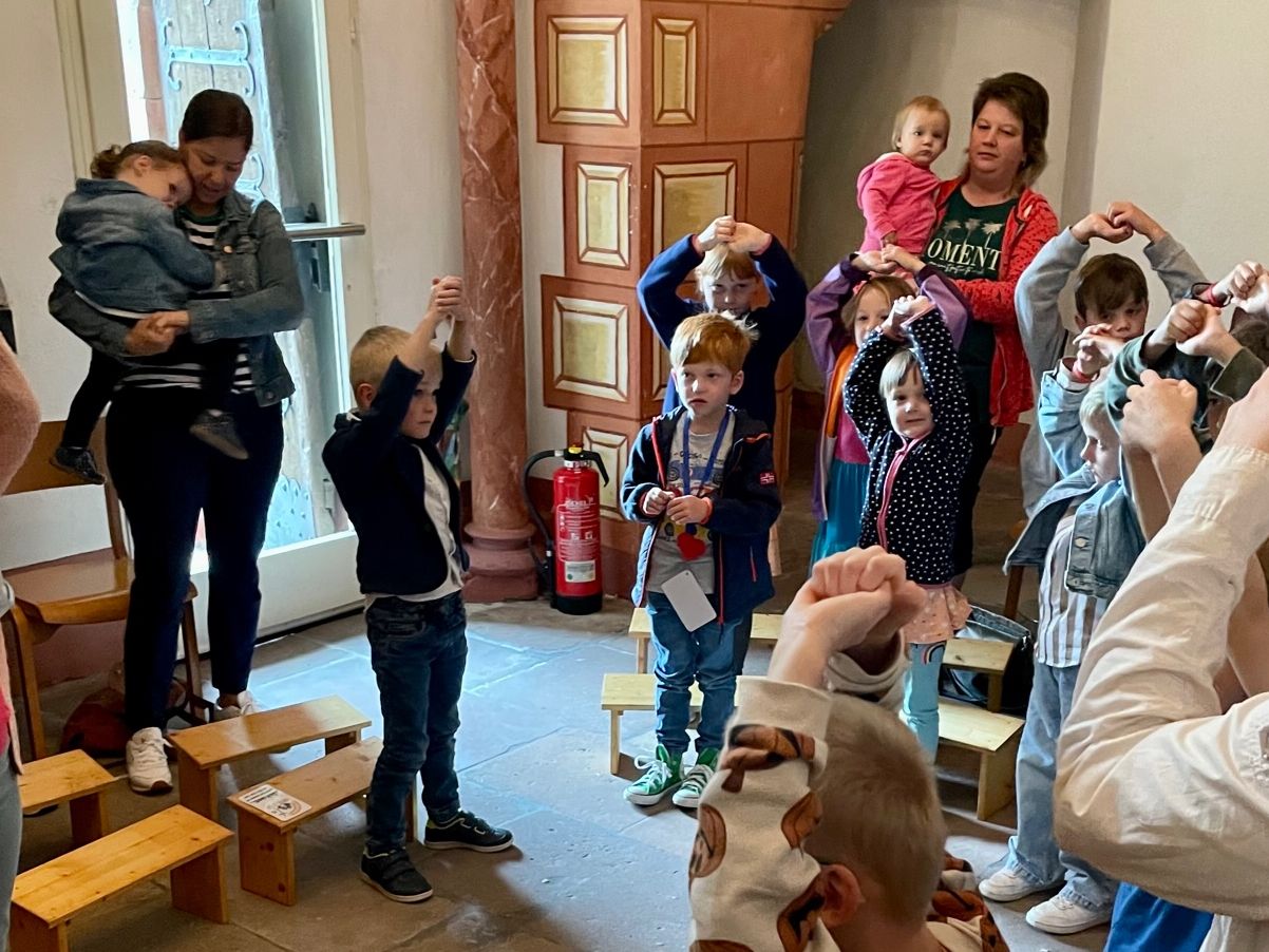 Kinderkirche in der gotischen Kapelle - St. Georg Großenlüder